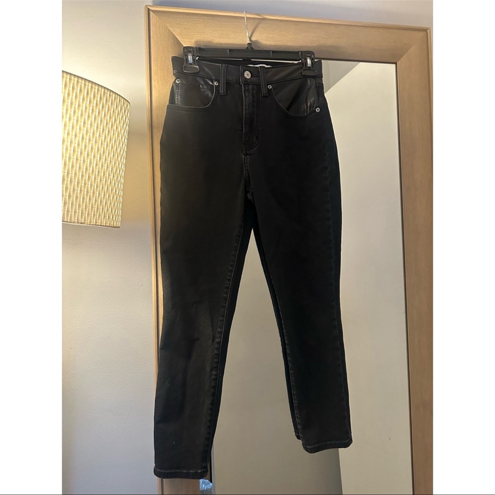 Abercombie & Fitch The Supper Skinny Ankle High Rise